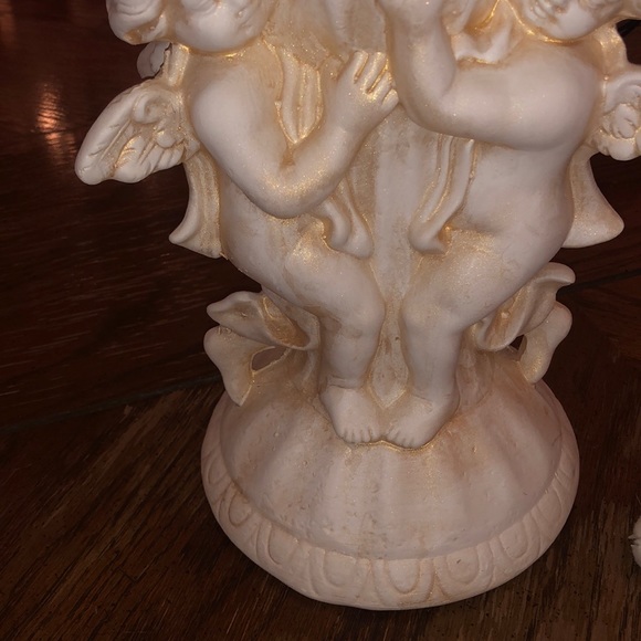 Pottery style Angel vase. Angelic and beautiful. Ivory with rose gold shimmer - Picture 5 of 15